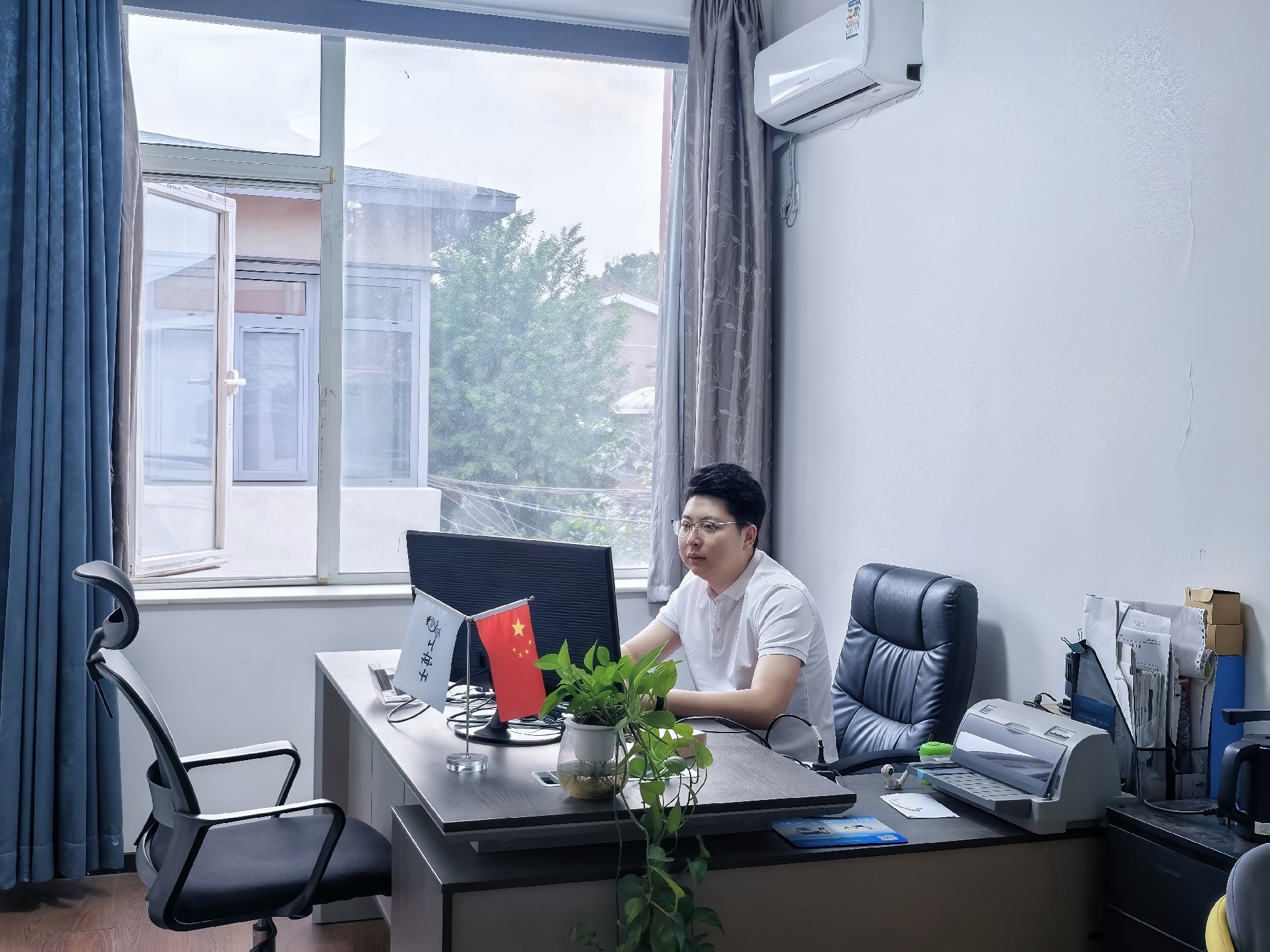 Entrar em Beijing Zhongping Technology: Experimente a excelência em serviços de automação industrial4