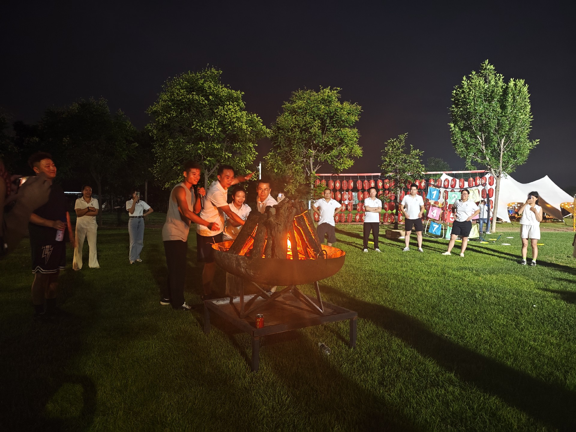 Atividade de Team Building de Beijing Zhongping — Abraçando a Natureza11