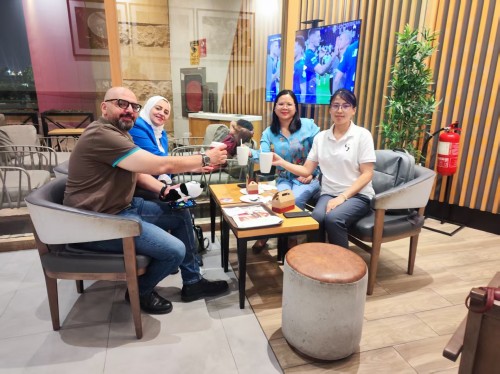 Cultivo Profundo, Empoderando o Futuro: Uma Crônica da Tecnologia de Zhongping Jornada Industrial no Oriente Médio4