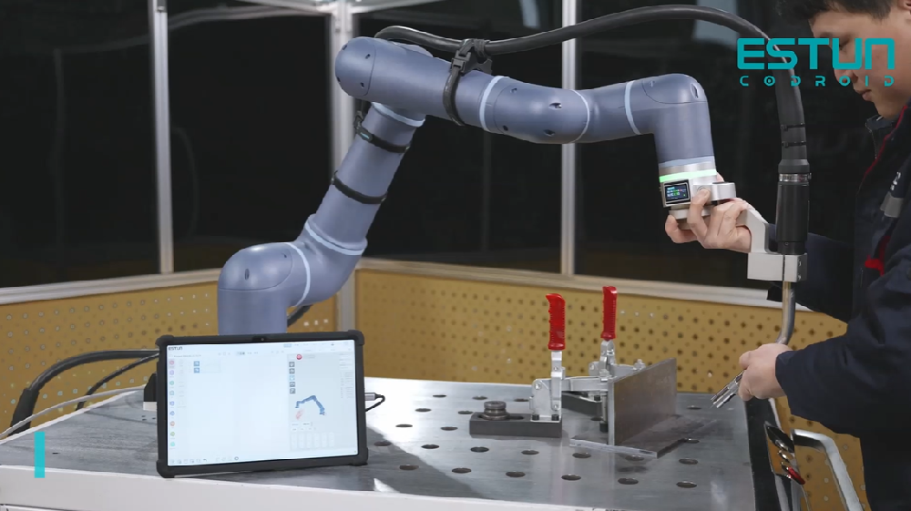 Soluções de soldagem da ESTUN: elevando a precisão, eficiência e flexibilidade na automação de soldagem